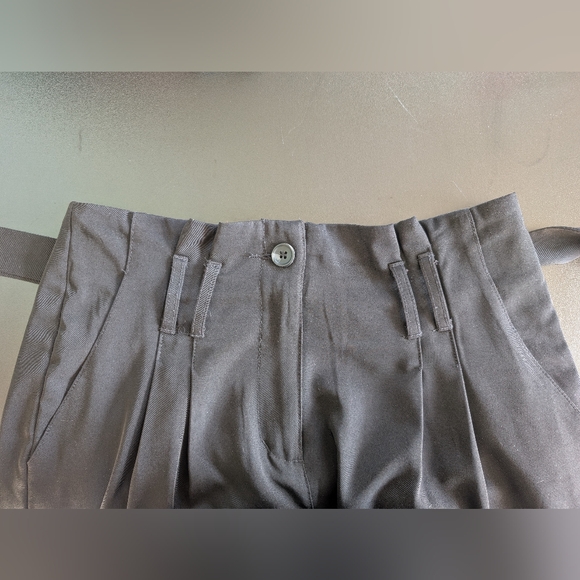 Black High-Waisted Trousers with Belt - Picture 3 of 12